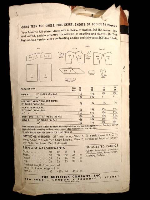 CONDITION Envelope is slightly torn, but pattern and instructions 