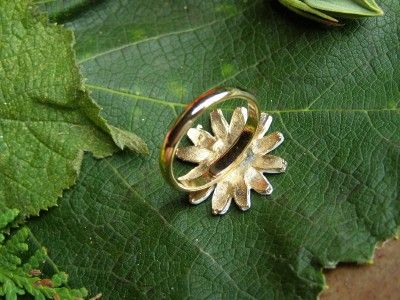 1960s Vintage Estate Enameled Hippy Flower Daisy Ring  