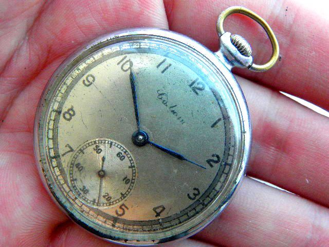 1Q 57 OLD BRAND SALUT POCKET WATCH MOLNIJA SOVIET RAR  