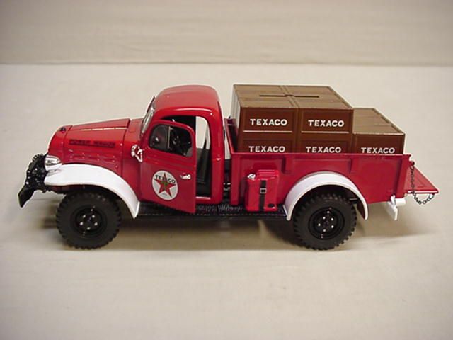 TEXACO 2011 1946 DODGE POWER WAGON STAKE TRUCK #28 REGULAR EDITION 