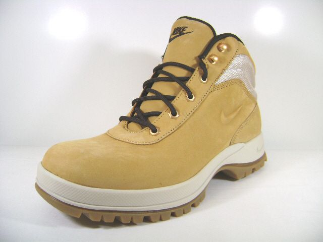 333667 721 NEW MENS NIKE MANDARA HAYSTALK/CINDER  