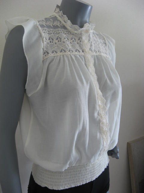 NEW Designer Isabella Rodriguez Ivory Beige Thin Lace Blouse Top S M L 