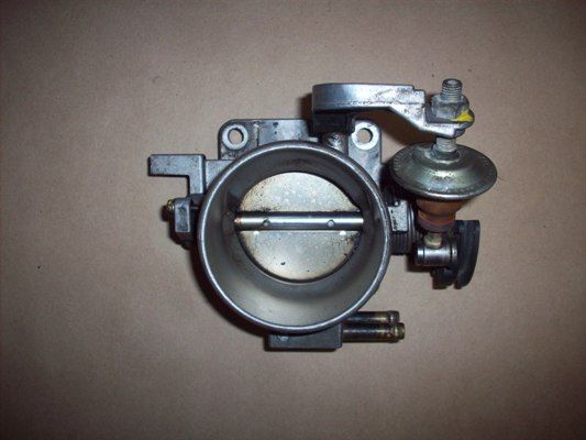 1995 Volkswagen Passat Throttle Body 2.8L  