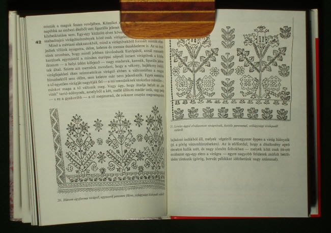 BOOK Hungarian Folk Embroidery antique linen textile art costume Matyo 