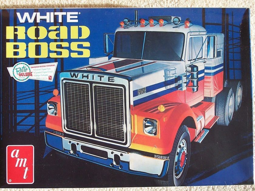   TRUCK TRACTOR LEVEL 3 MODEL KIT AMT 648 WHITE ROAD BOSS1/25 Sealed NIB