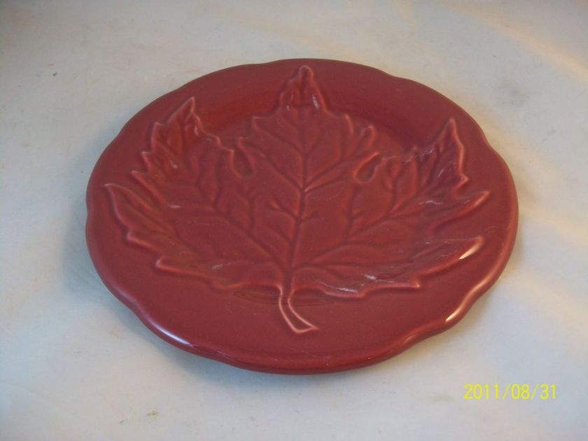 Longaberger Pottery Leaf Bread Plate Paprika Red 6  