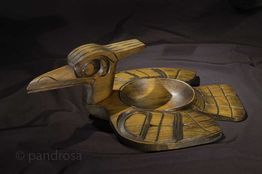 Dramatic native carving Loon bowl in cedar wood Northwest Coast 