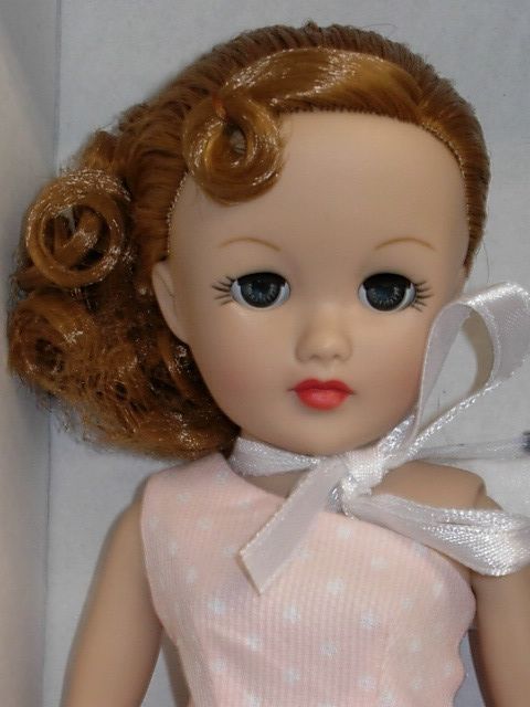 TONNER VINTAGE REVLON PERFECTLY PINK FASHION DOLL NRFB  