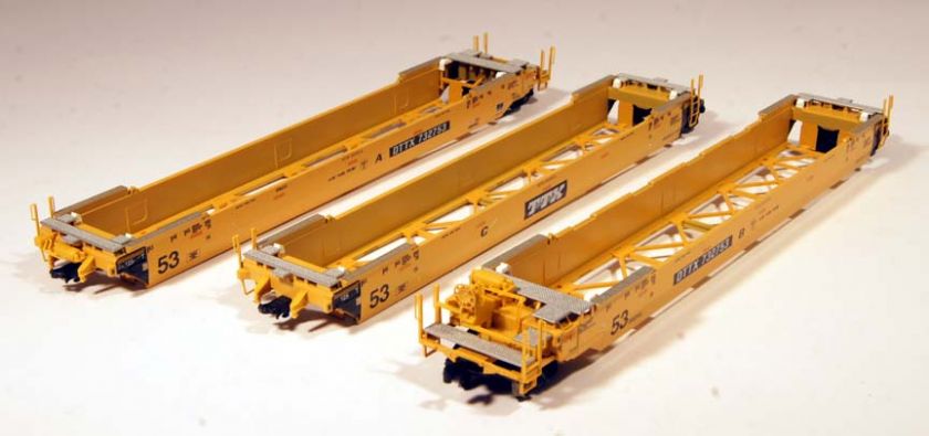 RT Kato #30 9015 Gunderson Maxi IV Double Stack (3) car set TTX Car 