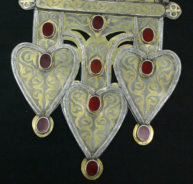 OLD TURKOMAN SILVER LARGE ASYK HEART PENDANT CARNELIAN STONE PARTIAL 