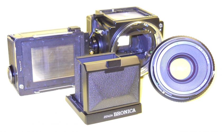   mediun format camera no 7114389 for 4 5x6cm negatives interchangeable