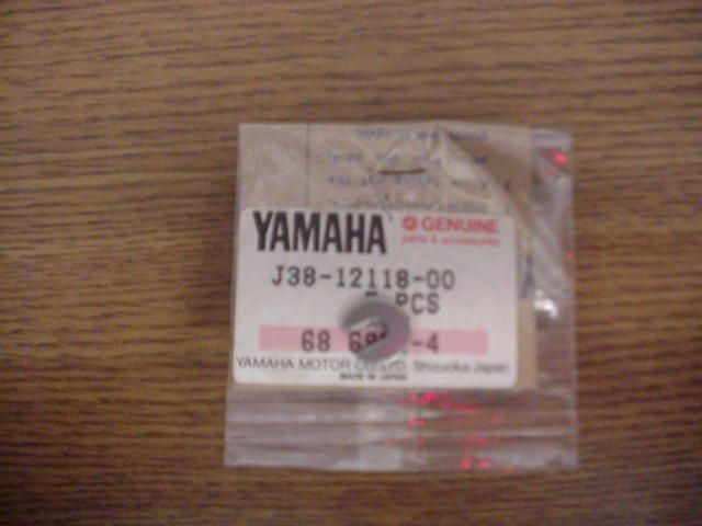 Yamaha EF400 MZ300 YT3600 YT6800 NOS Cotter Valve (J/M)  