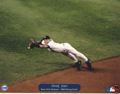 DEREK JETER Awesome Diving Catch Photo NEW YORK YANKEES  