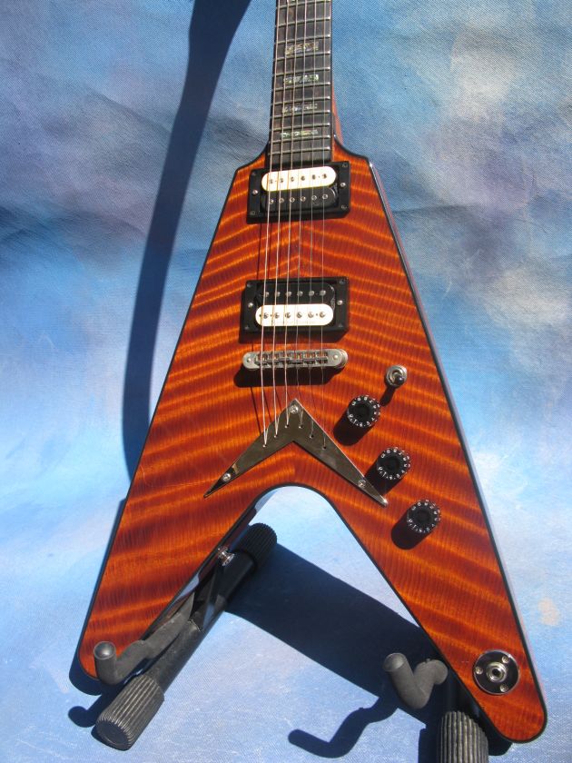 2004 DEAN USA EXOTIC FLYING V FLAMED REDWOOD  