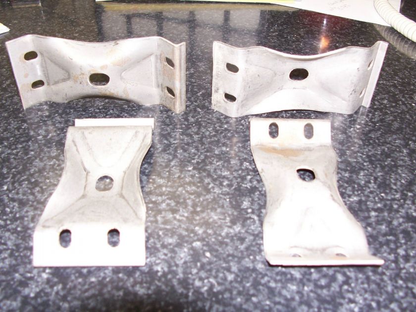 METAL TABLE LEG CORNER BRACKETS  