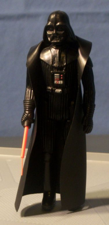   WARS 1977 DARTH VADER with TELESCOPING LIGHTSABER + RARE   