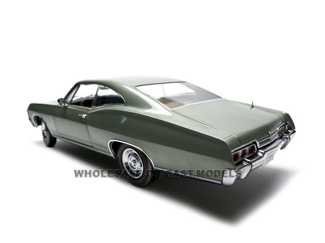 1967 CHEVROLET IMPALA SS 427 GREEN 118 ERTL AUTHENTICS  