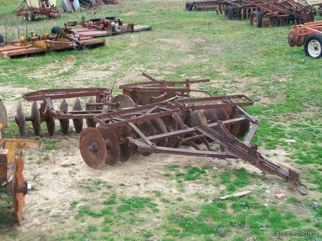 International 8 Drag Disc Plow/Cultivator  