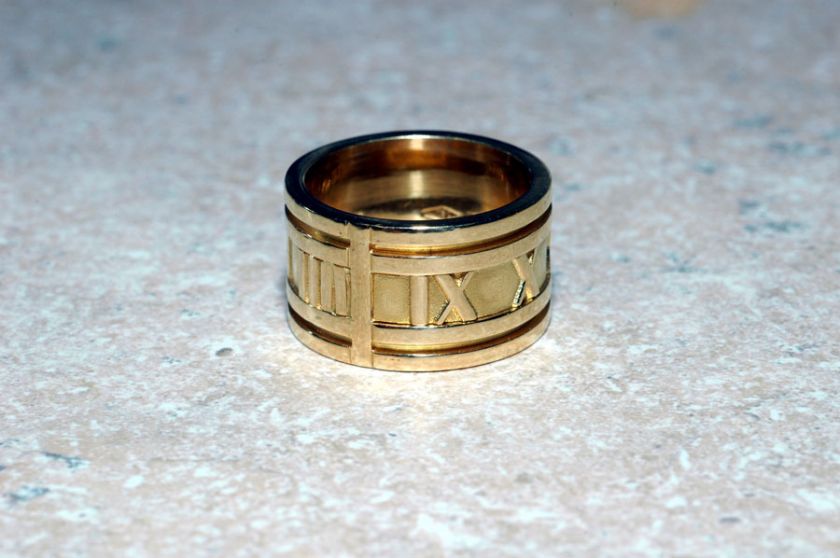 Tiffany & Co. Atlas Roman 18k Yellow gold ring wedding band  