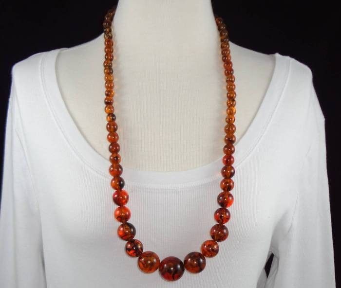   31 Long Vintage Necklace With Large Faux Tortoise Shell Lucite Beads