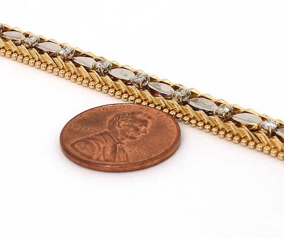 LOVELY VINTAGE 14K GOLD & 1.05 CTS DIAMONDS BRACELET  