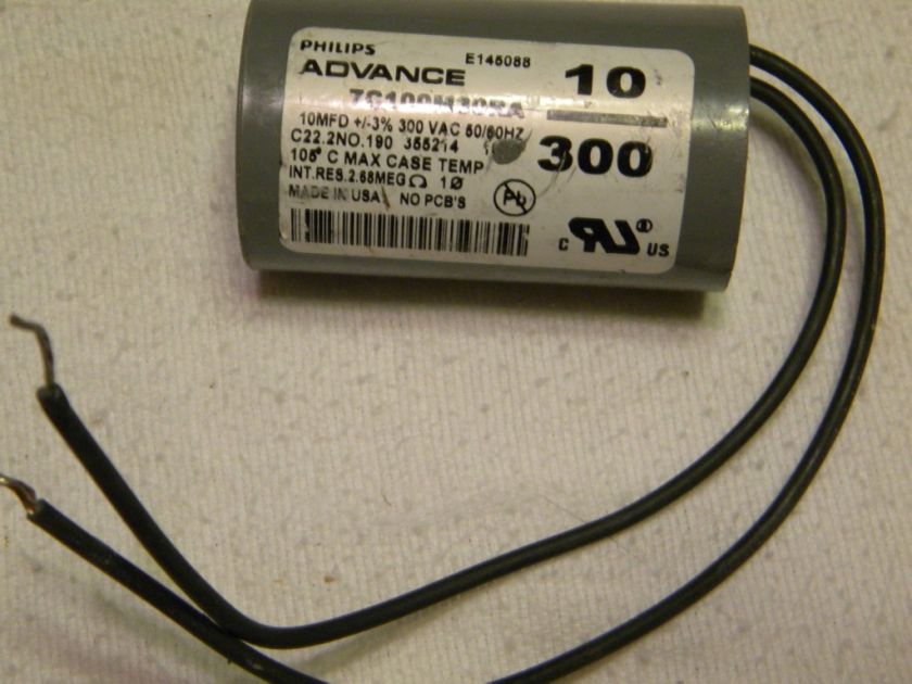 PHILIPS ADVANCE CAPACITOR 7C100M30RA E145088 10MFD 300V  