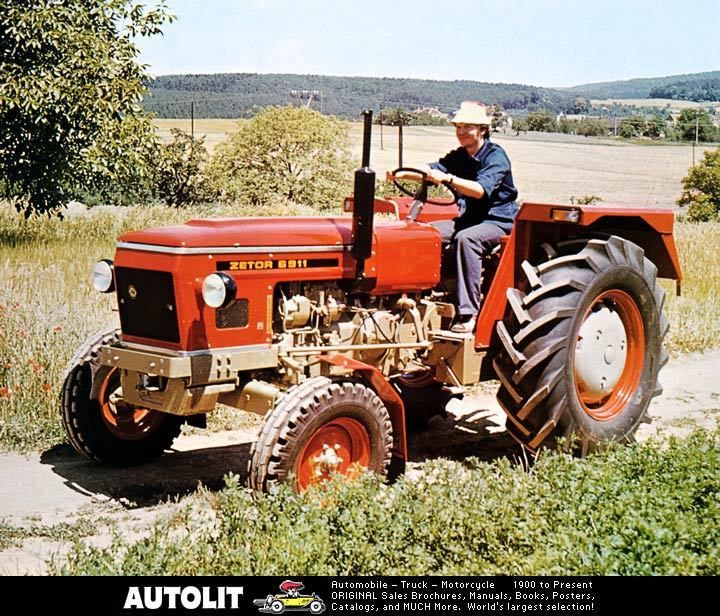 1979 ? Zetor BRNO 6911 Tractor Factory Photo Czech  