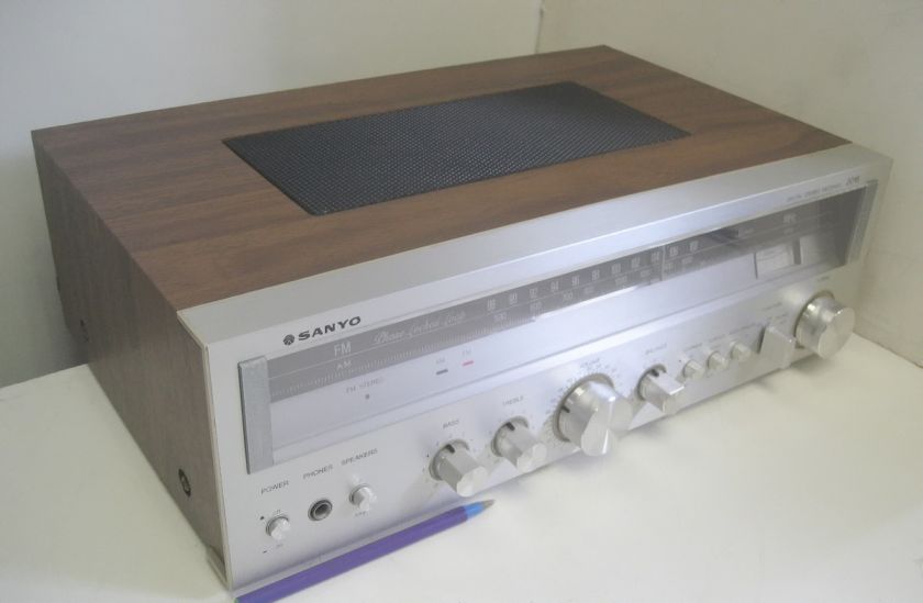 1979 Nostalgia* SANYO AM/FM STEREO RECEIVER MODEL 2016  