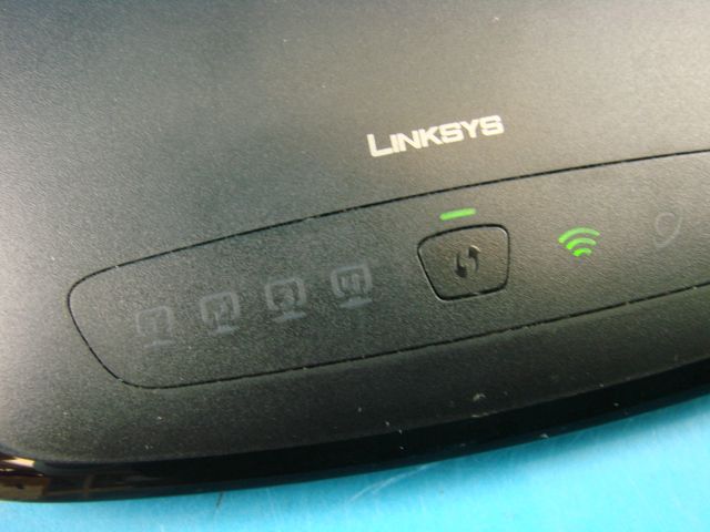 Cisco Linksys Wireless G Broadband Router WRT54G2 V1 Home Office 