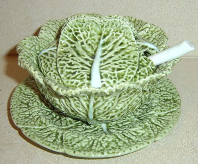 Portugal Green Cabbage Leaf Relish Bowl w Spoon & Plate  