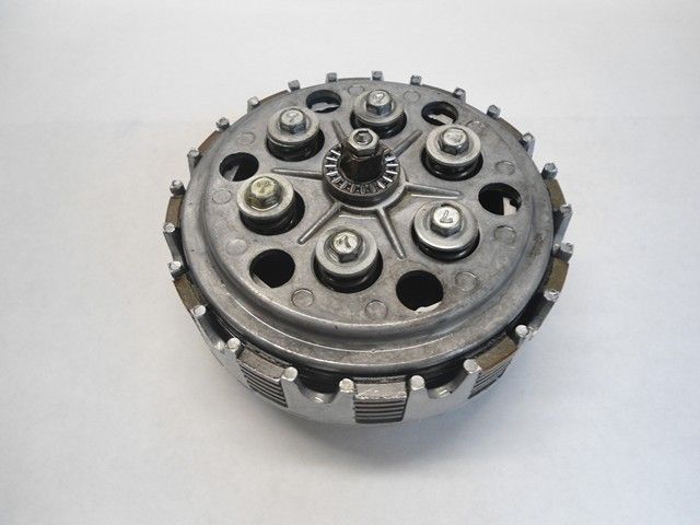 1981 Suzuki RM250 Engine Clutch Assembly   Image 01