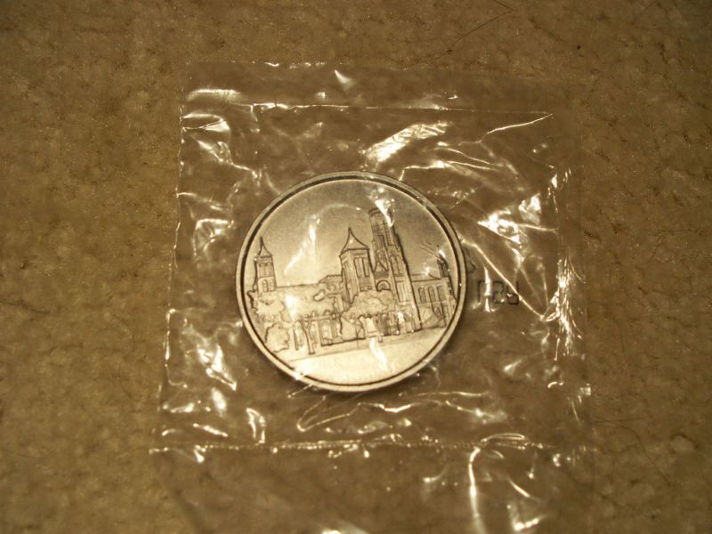 Smithsonian Collectors Series Castle 1855 Uncirculated  