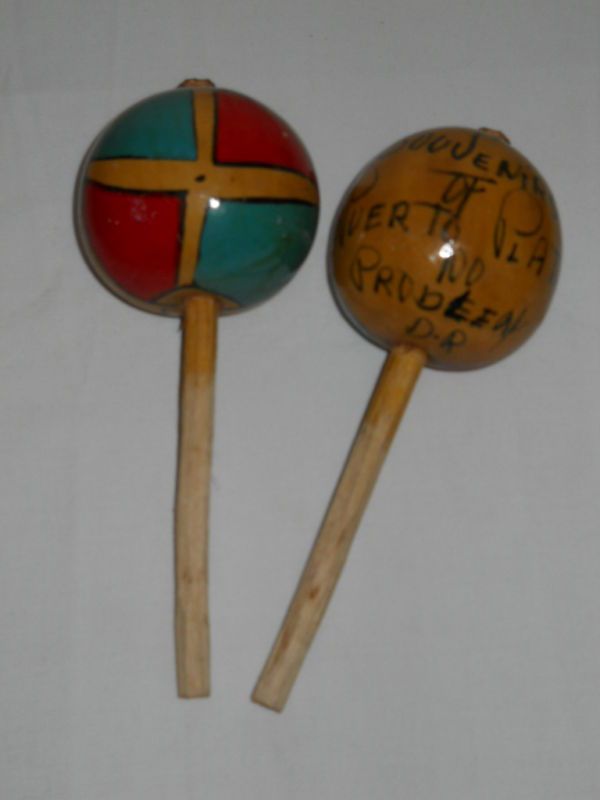 VINTAGE PAIR MARACAS   PUERTO PLATA DOMINICAN REPUBLIC  