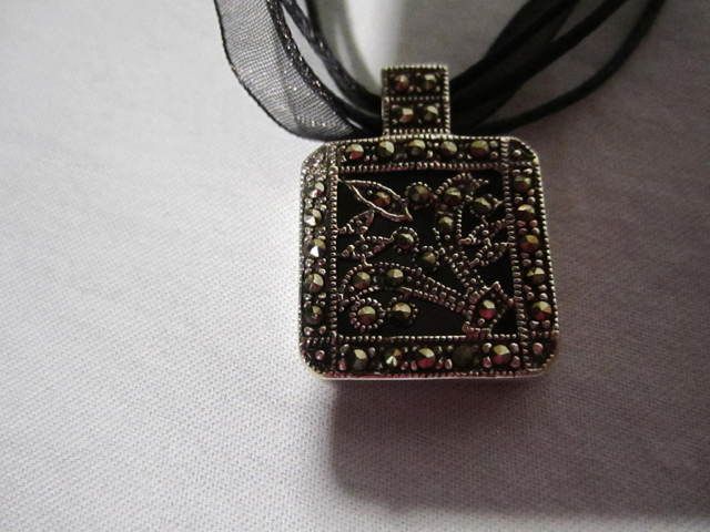   Vintage Sterling Silver Marcasite Pendant w/ Ribbon Choker Necklace