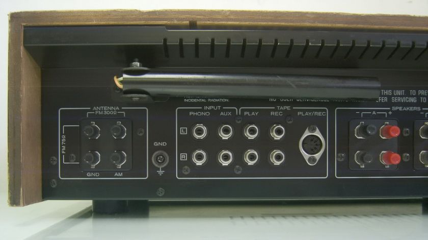 1970s Nostalgia* KENWOOD AM FM STEREO RECEIVER KR 2600  